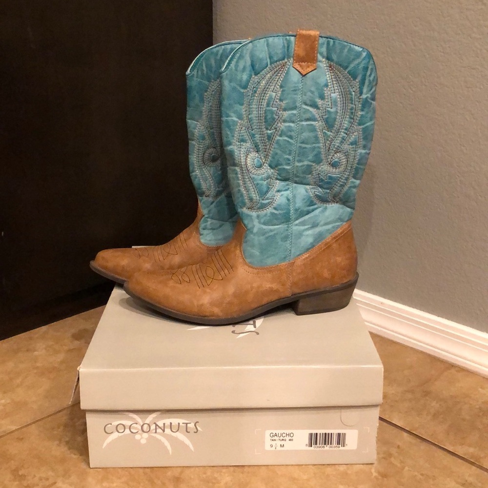 Fashion cowboy boots